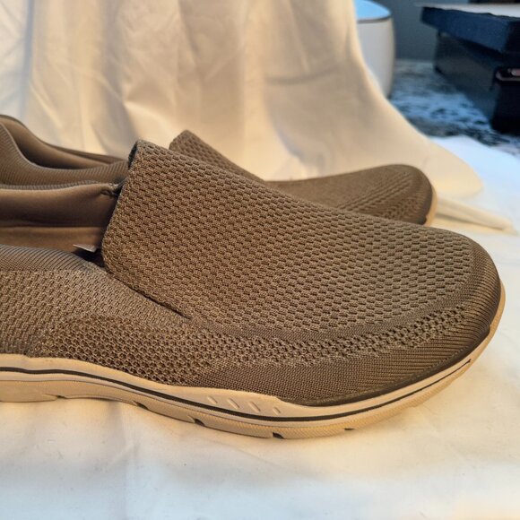 Men's Skechers Shoes Air Cooled  Slip on  Size 13 - Picture 1 of 8